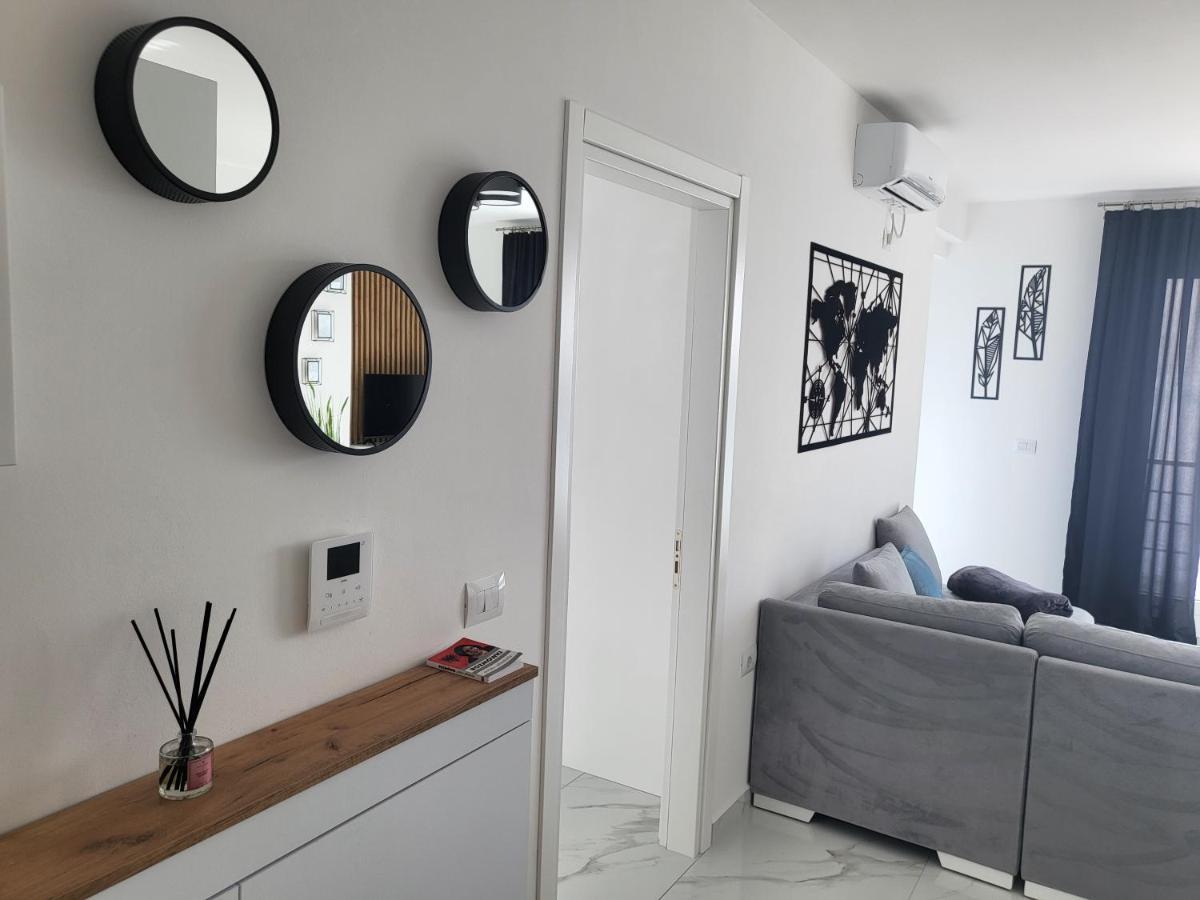 Stella Apartment Саранда Екстер'єр фото